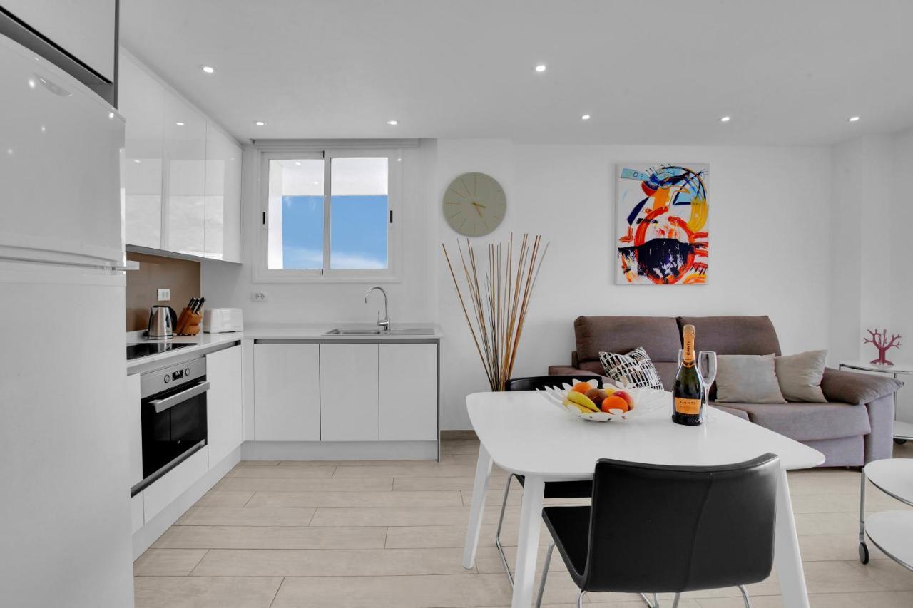 Stunning Holidays, Large Terrace On The Sea Los Cristianos  Exterior photo